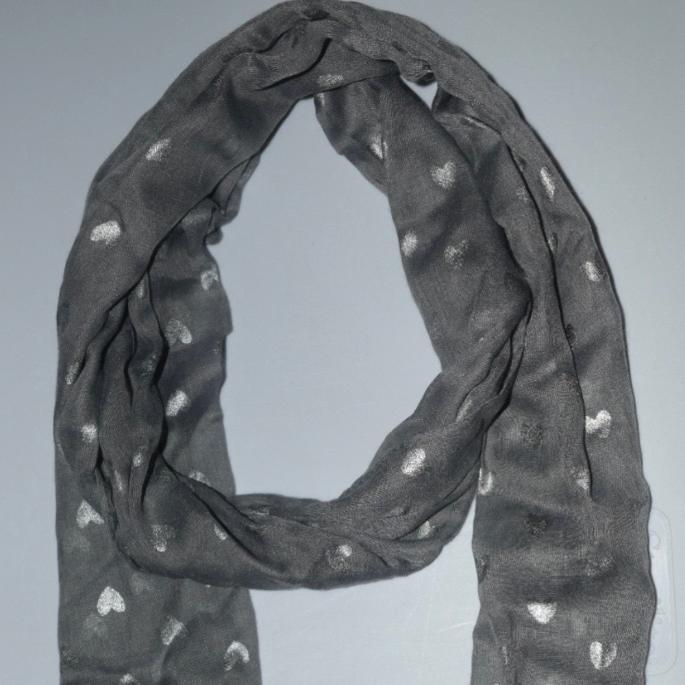 Grey Scarf With Reflective Silver Hearts